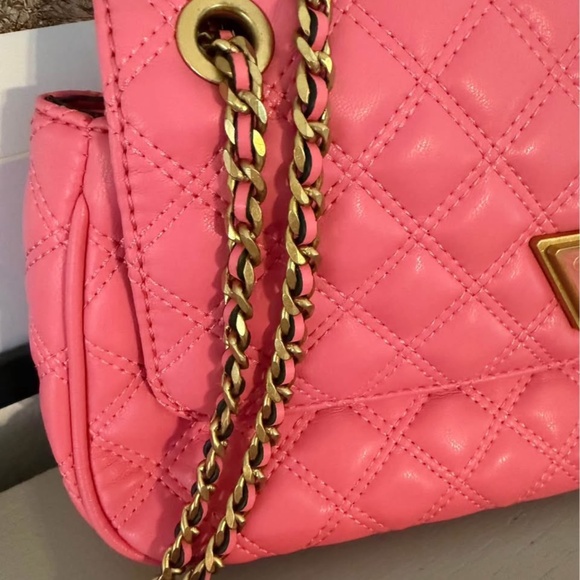 Pink Guess Giully convertible crossbody flap bag. - Picture 6 of 10